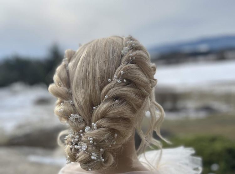 Naše figurína Louisa