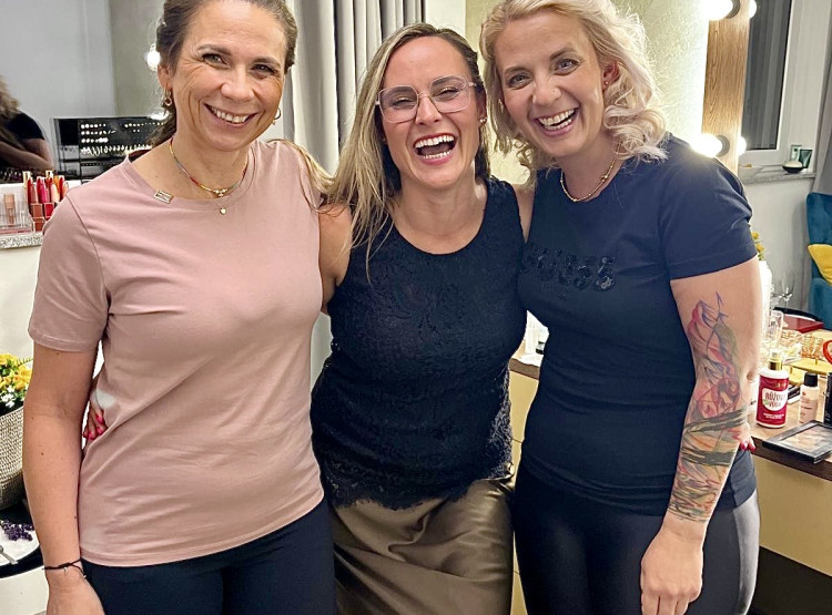 Společenské líčení