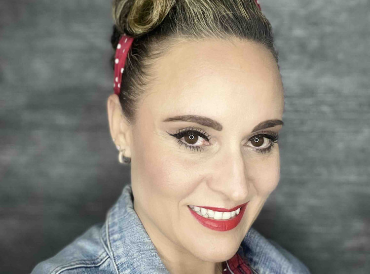 Společenské líčení