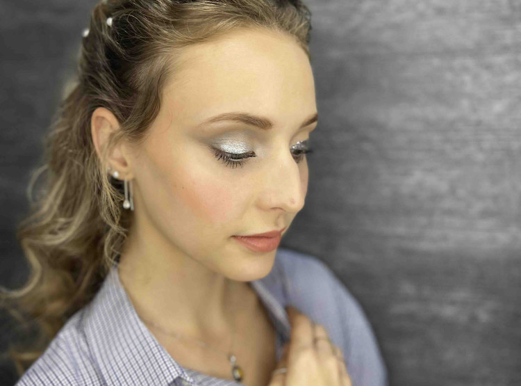 Společenské líčení