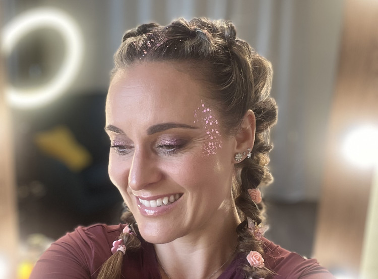 Společenské líčení