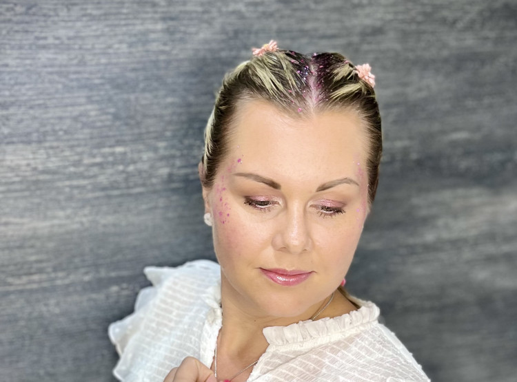 Společenské líčení