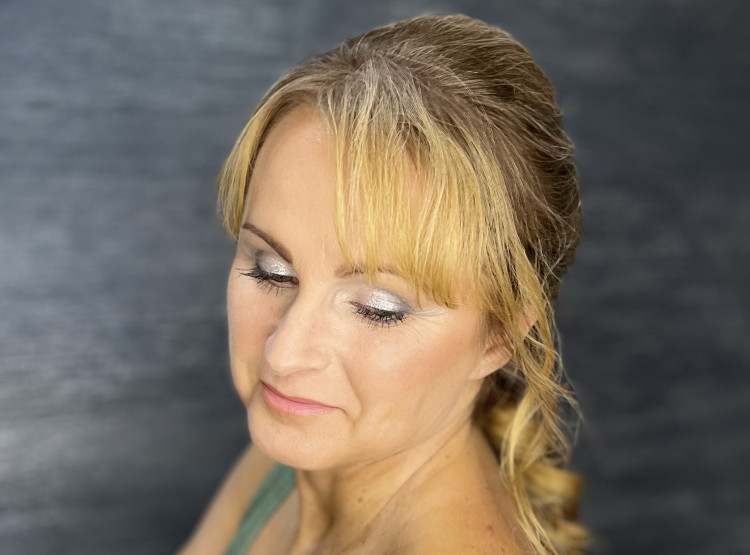 Společenské líčení