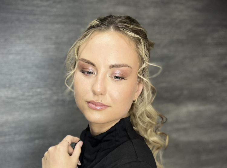 Společenské líčení