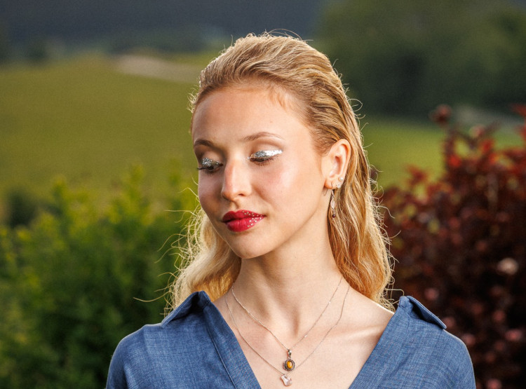 Společenské líčení